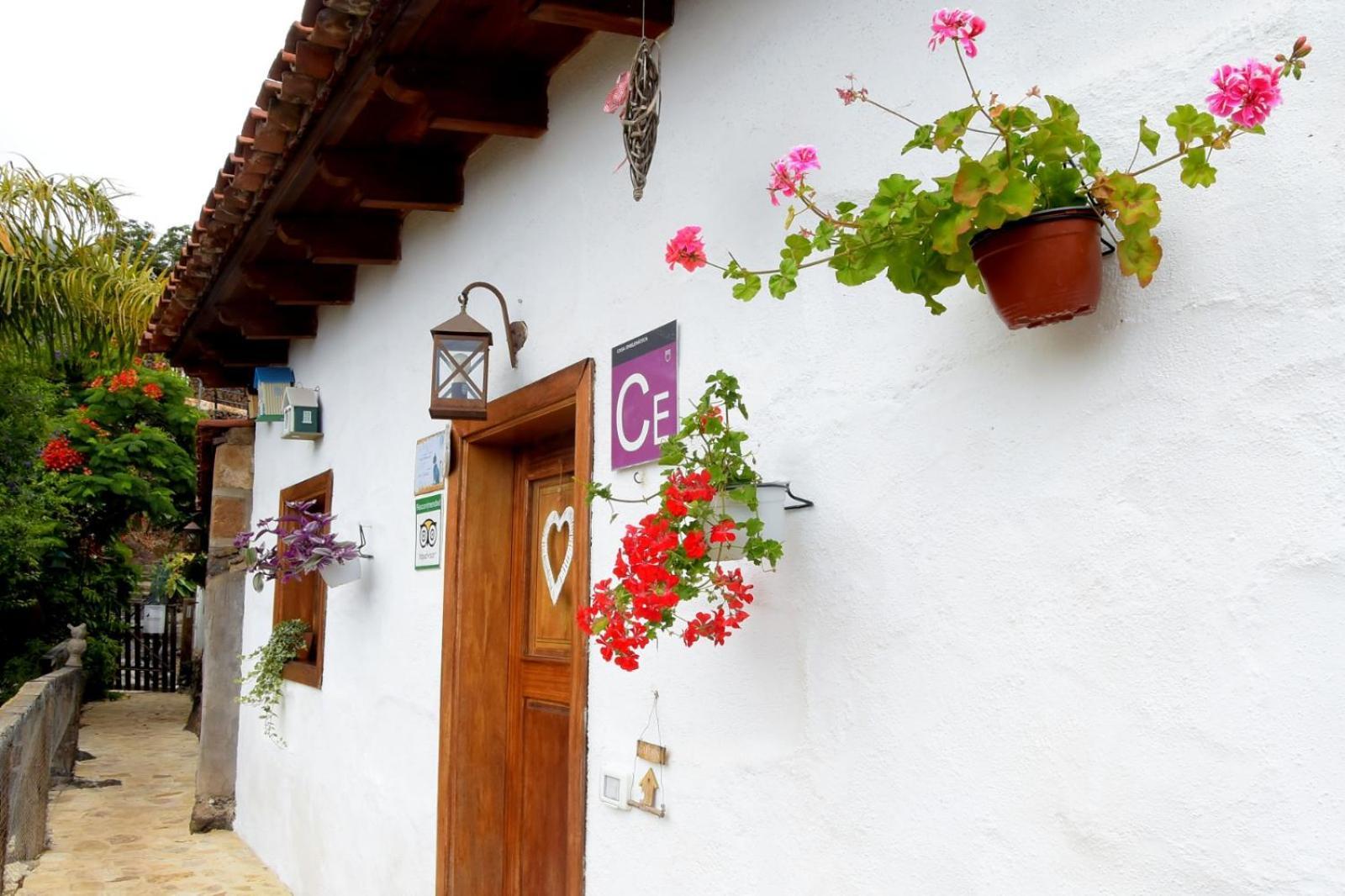Romantic Hamlet Cottage With Private Pool La Fragua De Eliseo كانديلاريا المظهر الخارجي الصورة